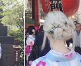 日本街頭出現「白髮和服女」乍看是老奶奶！當她轉身 「美到不真實正臉」網戀愛：落入凡間的精靈❤